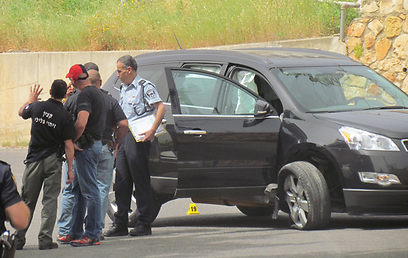המכונית שבה נורה למוות (צילום: אתר אלערב) (צילום: אתר אלערב)