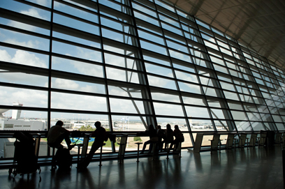 פחות טיסות יגיעו לישראל? נמל התעופה בן גוריון (צילום: בני דויטש) (צילום: בני דויטש)