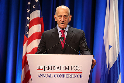 אהוד אולמרט בנאומו בניו-יורק (צילום: מרק ישראל סלם / ג'רוזלם פוסט)