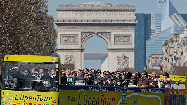 שער הניצחון בפריז  (צילום: רויטרס) (צילום: רויטרס)