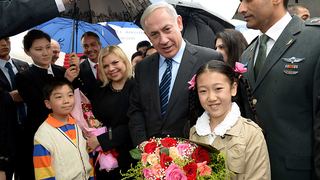Prime Minister Netanyahu and wife Sara in China (Photo: Avi Ohayon, GPO)