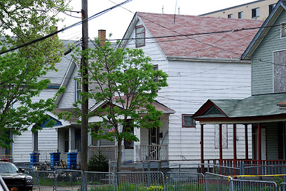 בית הזוועות בקליבלנד שבו הוחזקו שלוש חטופות במשך עשור (צילום: AFP) (צילום: AFP)