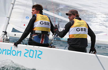 סימפסון (השמאלי) ופרסי במהלך התחרות האולימפית בלונדון (צילום: GettyImages) (צילום: GettyImages)