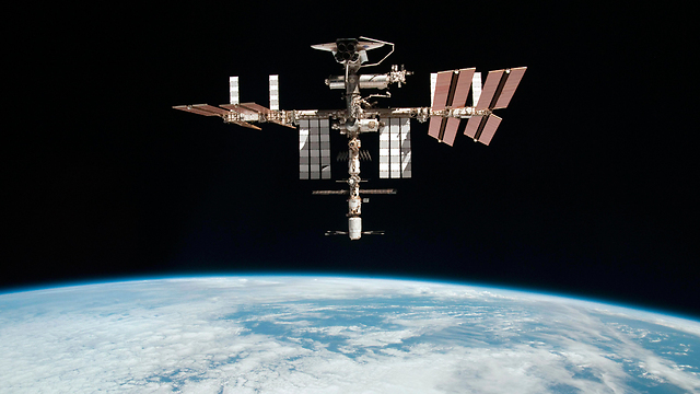 תחנת החלל הבינלאומית. לרוסים ולאמריקנים מגורים נפרדים (צילום: AP) (צילום: AP)