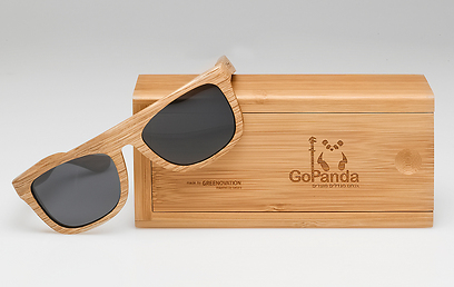במבוק גם במשקפי השמש של Go Panda (צילום: איה בן עזרי) (צילום: איה בן עזרי)