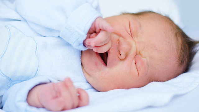כשהתינוק בוכה הורמוני הסטרס משאירים רישום במוח (צילום: shutterstock) (צילום: shutterstock)