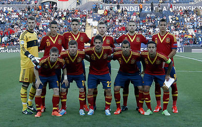 דה חאה וחבריו לנבחרת הספרדית (צילום: חיים צח) (צילום: חיים צח)