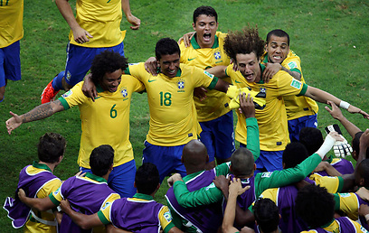נבחרת ברזיל. פחות מעניינת בימים אלה את העם (צילום: רויטרס) (צילום: רויטרס)
