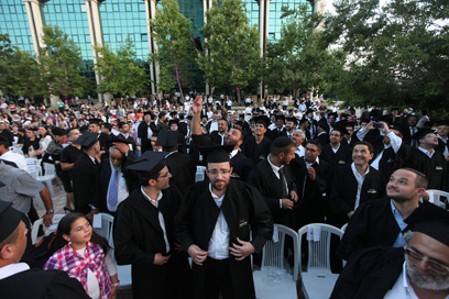 הסטודנטים הבוגרים (צילום: גיל יוחנן)