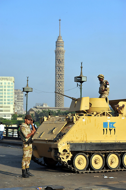 Army in Cairo (Photo: EPA)