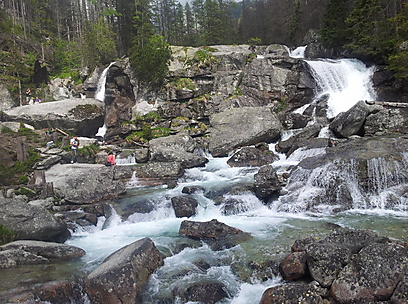 מפלי מים בהרי הטטרה בקרבת העיירה סטארי סמוקובץ' (צילום: זיו ריינשטיין) (זיו ריינשטיין) (זיו ריינשטיין)