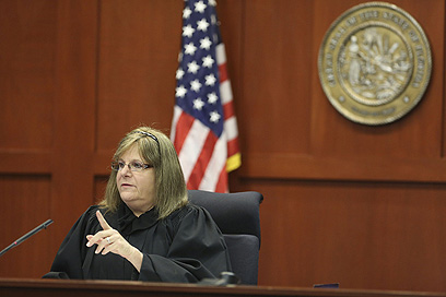 השופטת רמזה למושבעות לשקול עונש הריגה. דברה נלסון (צילום: MCT) (צילום: MCT)