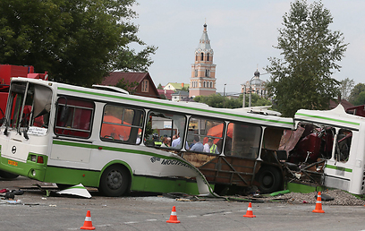 תוצאות התאונה הקטלנית, היום בפרברי מוסקבה (צילום: EPA) (צילום: EPA)