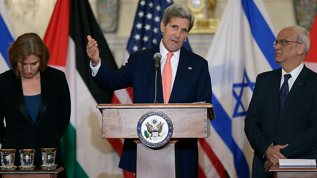 US Secretary of State John Kerry announcing the beginning of latest round of peace talks (Photo: AFP)