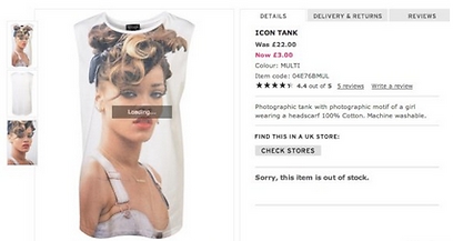 החולצה בכיכובה של ריהאנה, כפי שנמכרה באתר של טופ-שופ ()