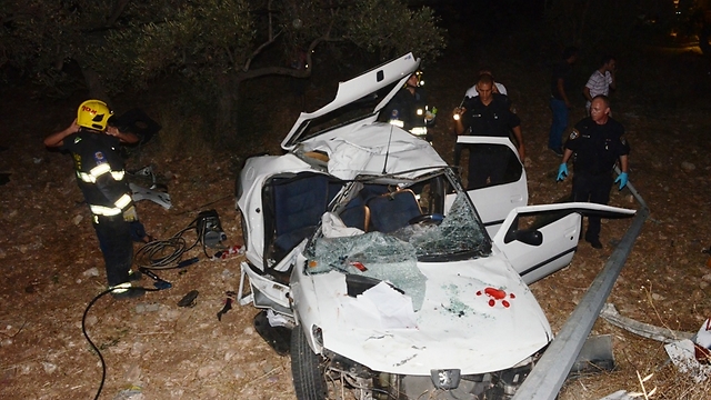 התאונה בג'וליס, אתמול לפנות בוקר (צילום: אתר אלמאדאר ) (צילום: אתר אלמאדאר )