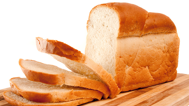 לחם לבן. מכיל אותה כמות סוכר כמו לחם ללא גלוטן (צילום: shutterstock) (צילום: shutterstock)
