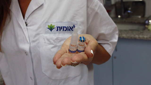 Vaccines in Tel Aviv (Photo: Motti Kimchi)