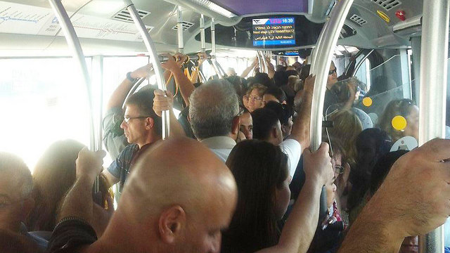 בגלל המטרונית שונו קווי אוטובוס רבים בחיפה והסביבה (צילום: יגאל דראימן) (צילום: יגאל דראימן)