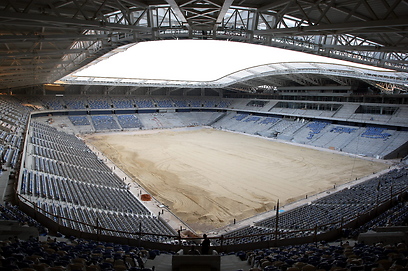 וכך נראה האצטדיון, שייחנך בעוד ארבעה חודשים (צילום: גיל נחושתן) (צילום: גיל נחושתן)