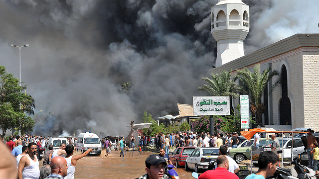 גם טריפולי הפכה לשטח אש (צילום: AFP) (צילום: AFP)