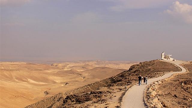 מצפה מואב (צילום: חנן ישכר, אתר מפה) (צילום: חנן ישכר, אתר מפה)