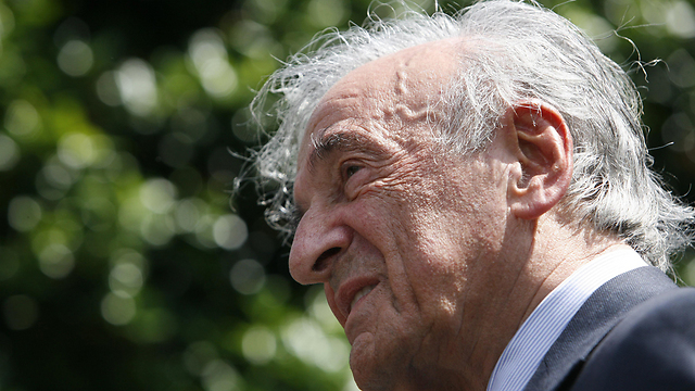 Book starts with a prologue by Nobel Peace Prize winner and Holocaust survivor Elie Wiesel (Photo: AP) (Photo: AP)