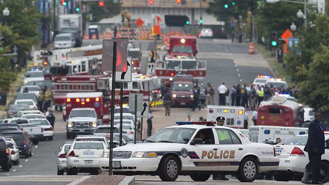 Rescue, police forces at scene of shooting in Washington DC (Photo: AFP)