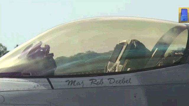 מ-F-16 ל-QF-16 ()