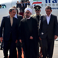 Rohani returns to Teheran to mixed reviews