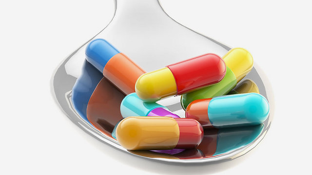תרופות עלולות להוביל לחוסרים בוויטמינים ובמינרלים בגוף (צילום: shutterstock ) (צילום: shutterstock )