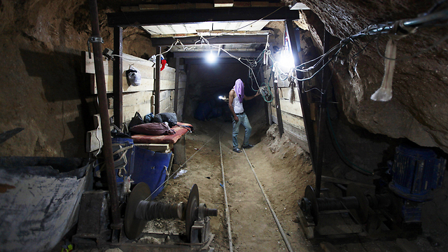 An idle Gaza smuggling tunnel - Photo: AP