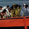 Migrants arrive in Italy 