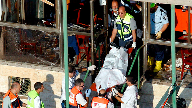 Aftermath of the Maxim restaurant suicide bombing (Photo: Meir Partush)