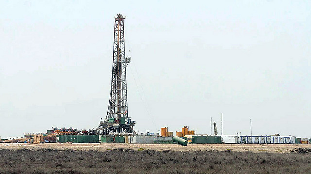Azadegan oil field, largest in Iran (Photo: MCT) (Photo: MCT)