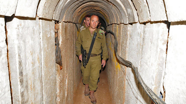 המנהרה שנחשפה בעבר ליד עין השלושה (צילום: הרצל יוסף) (צילום: הרצל יוסף)