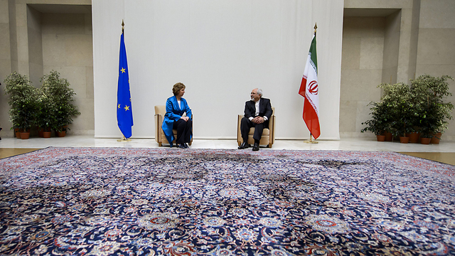 Catherine Ashton and Mohammad Javad Zarif (Photo: AP)