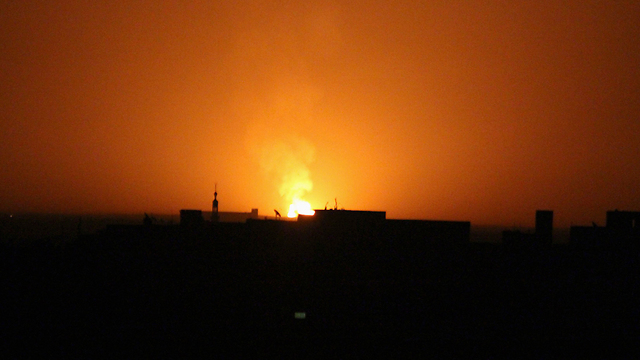 תיעוד הפיצוץ בדמשק (צילום: רויטרס) (צילום: רויטרס)