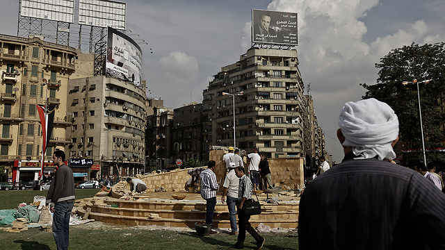 Tahrir Square Memorial Monument (Photo: AP)