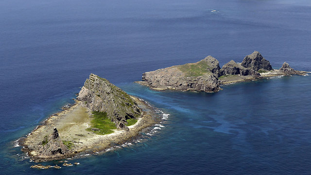 יפן וסין טוענות לריבונות על האיים. סנקאקו/דיאויו (צילום: AP/Kyodo News) (צילום: AP/Kyodo News)