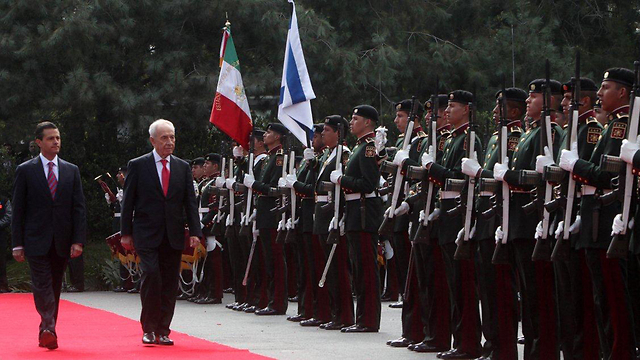 Welcoming ceremony (Photo: Mexico's President's Office)