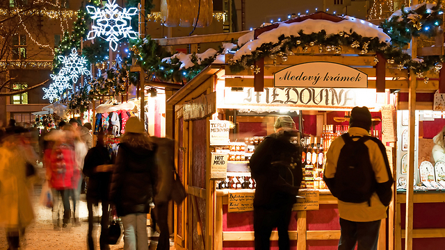 תרבות ושופינג חורפי. שוק חג מולד בפראג (צילום: shutterstock) (צילום: shutterstock)