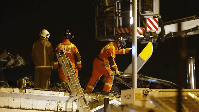 פעולות החילוץ בגלזגו (צילום: גטי אימג'בנק) (צילום: גטי אימג'בנק)