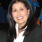 בידור עם מסר. זמירה חן