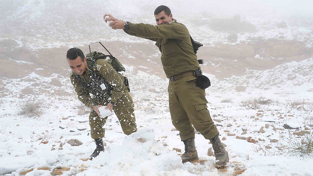 שלג בחרמון בשבוע שעבר. יגיע ברביעי לירושלים? (צילום: אביהו שפירא ) (צילום: אביהו שפירא )