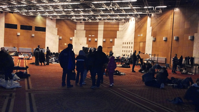מרבית האנשים הגיעו עצמאית למרכז הכינוס (צילום: משה כהן) (צילום: משה כהן)