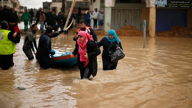 UN aid chief: 'Gaza is a disaster area' (Photo: Reuters)