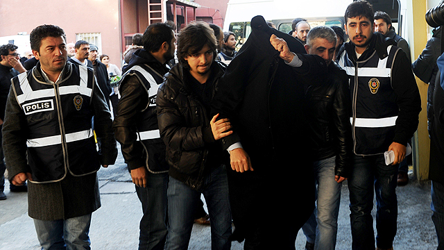 עשרות עצורים בחשד לשחיתות ושוחד. איסטנבול (צילום: AFP) (צילום: AFP)