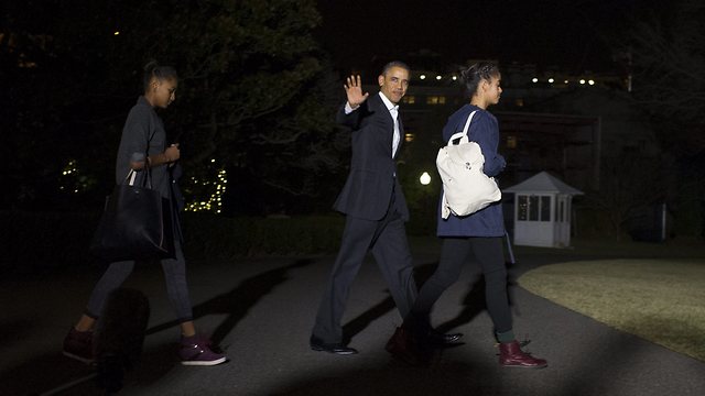 Leaving the White House (Photo: EPA)