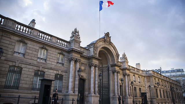 האליזה. קוזסקו-מוריזט שואפת להגיע אליו כנשיאה הראשונה של צרפת (צילום: EPA) (צילום: EPA)